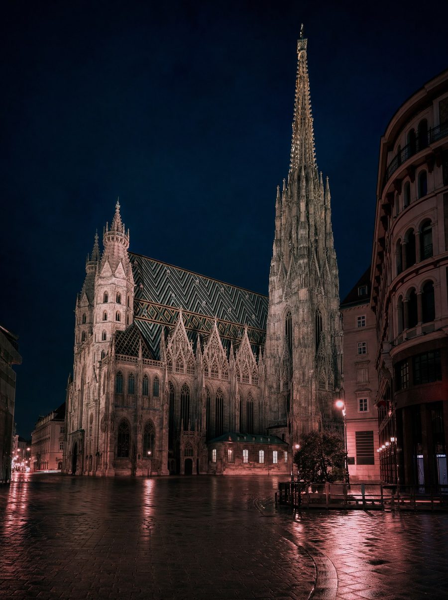 St. Stephen's Cathedral, Vienna, at night
